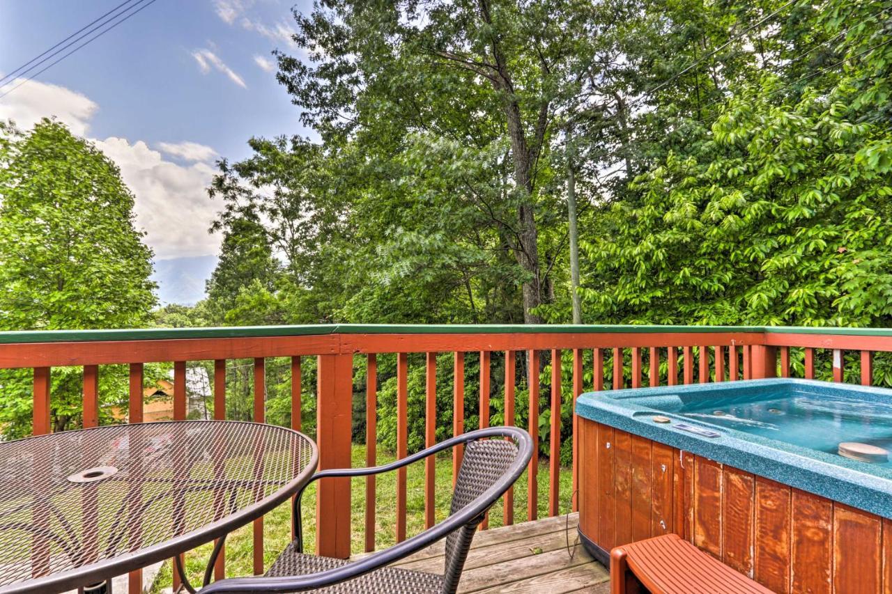 Gatlinburg Chalet Hot Tub, Sauna And Mountain View Esterno foto