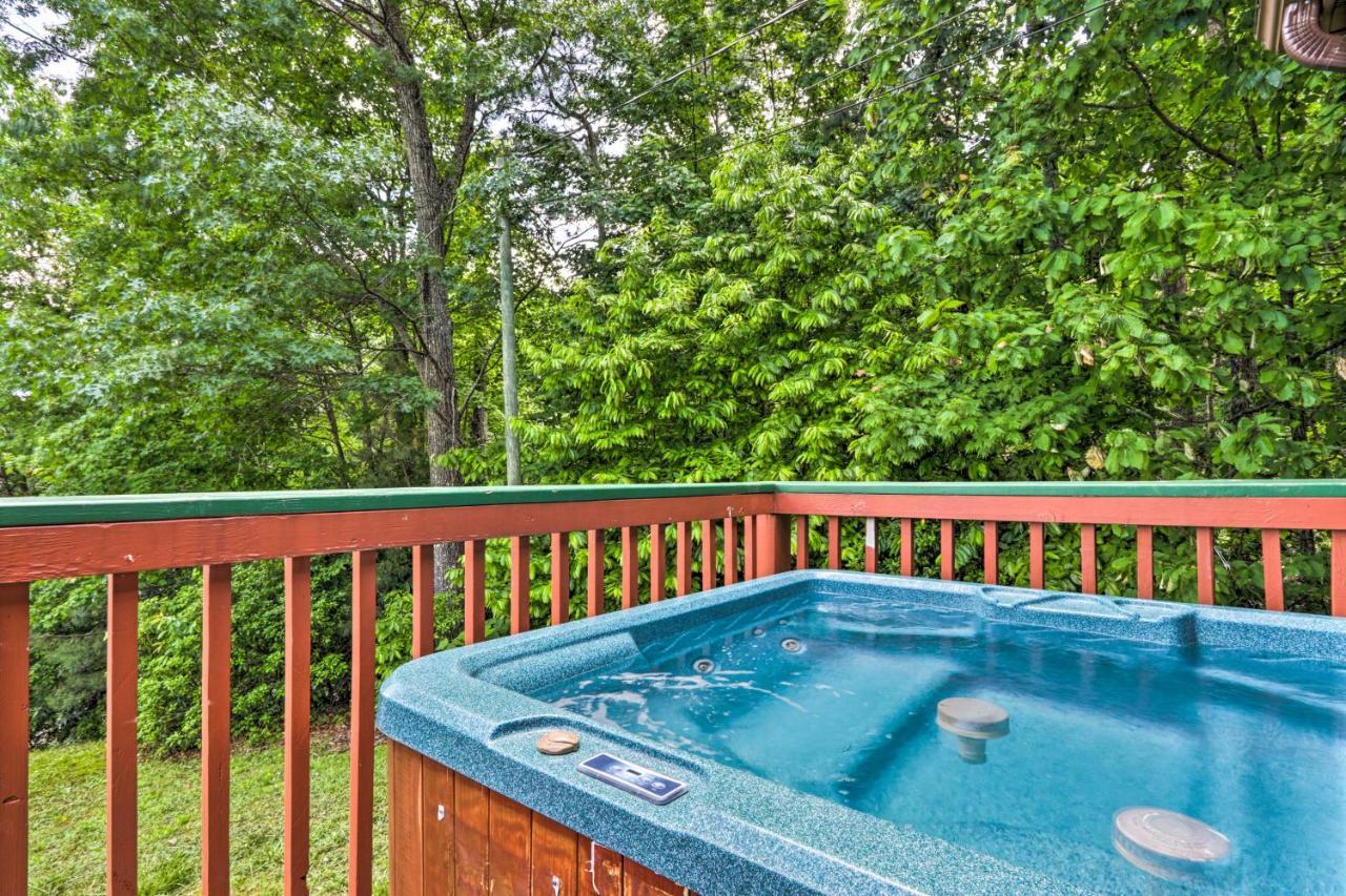 Gatlinburg Chalet Hot Tub, Sauna And Mountain View Esterno foto